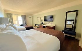 Bayfront Inn